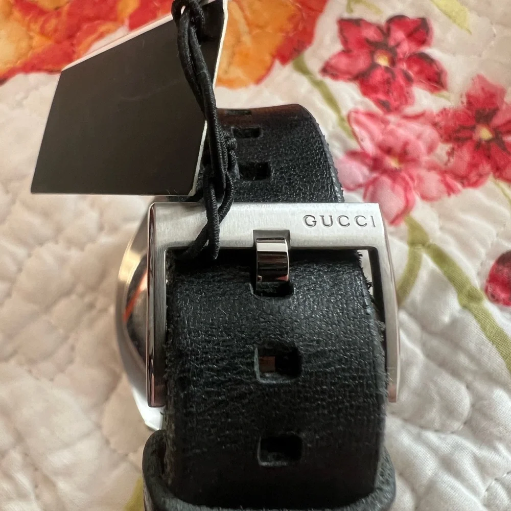 Gucci Black and Silver Watch